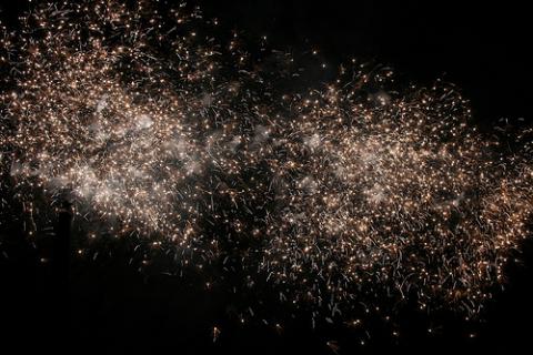 La polvere di stelle confonde la misura del Big Bang